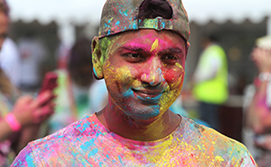 Holli Festival of Colour :  Photos : Richard Moore : Photographer